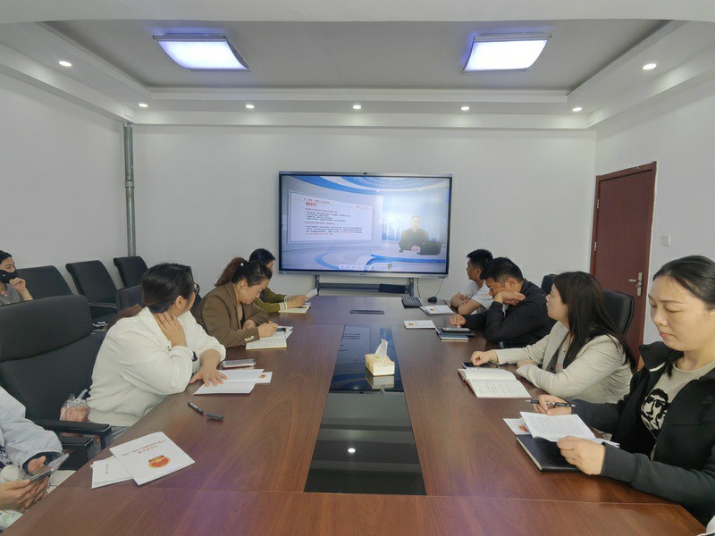 党建聚力“微阵地”，服务赋能“新”家园 ：市中区七贤街道仁贤社区打造新就业群体暖“新”港湾2~1.jpg