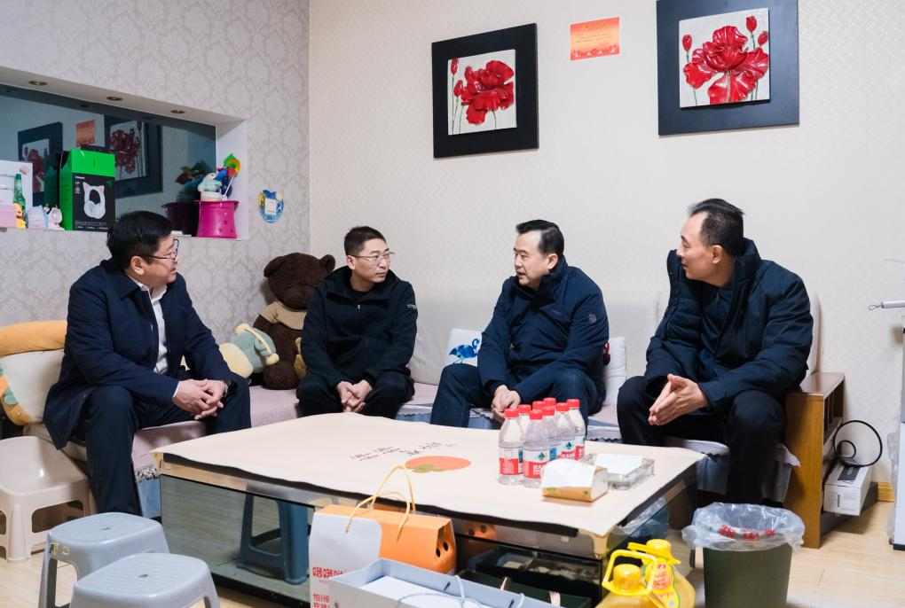 1765877115966898.png 1765877115966898.png