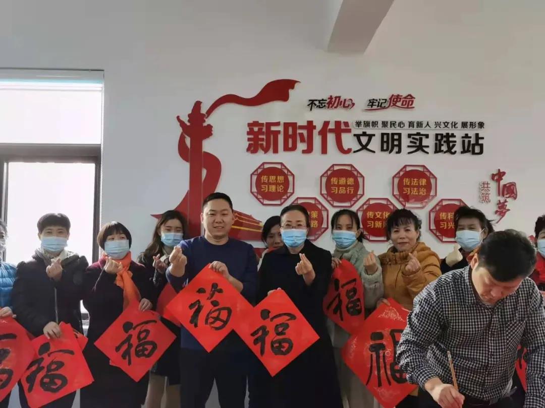 鲁贤1.jpg