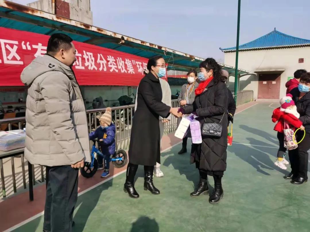 鲁贤6.jpg