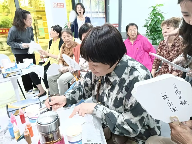 1729493248301292.jpg 24经二路中秋4.jpg