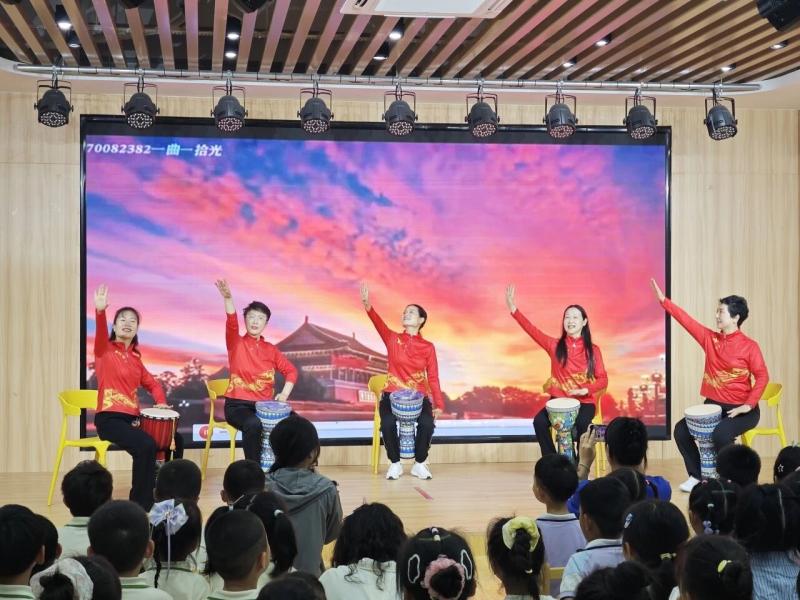 1779157234272846.jpg 进校园4.jpg
