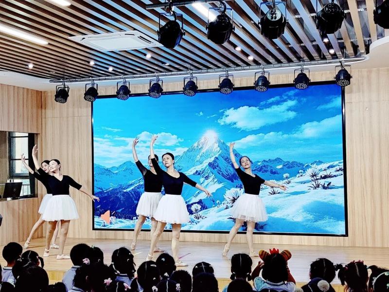 1779157321186599.jpg 进校园9.jpg