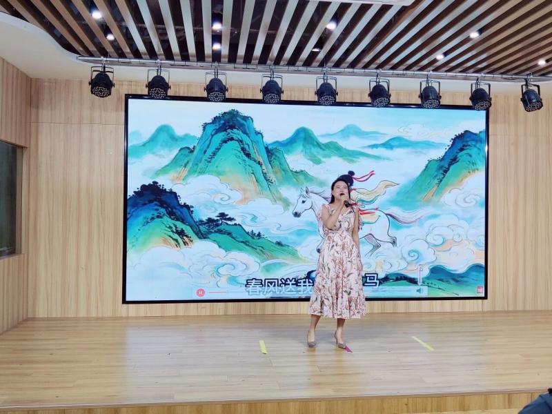 1779157355273356.jpg 进校园12.jpg